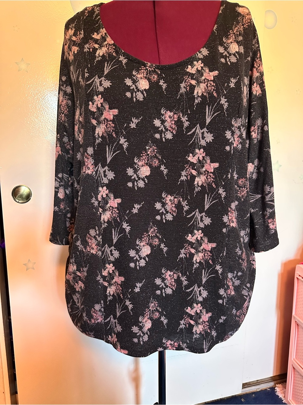 Vintage Faded Glory Black Long-Sleeve Scoop Neck Top with Pink Floral Print
